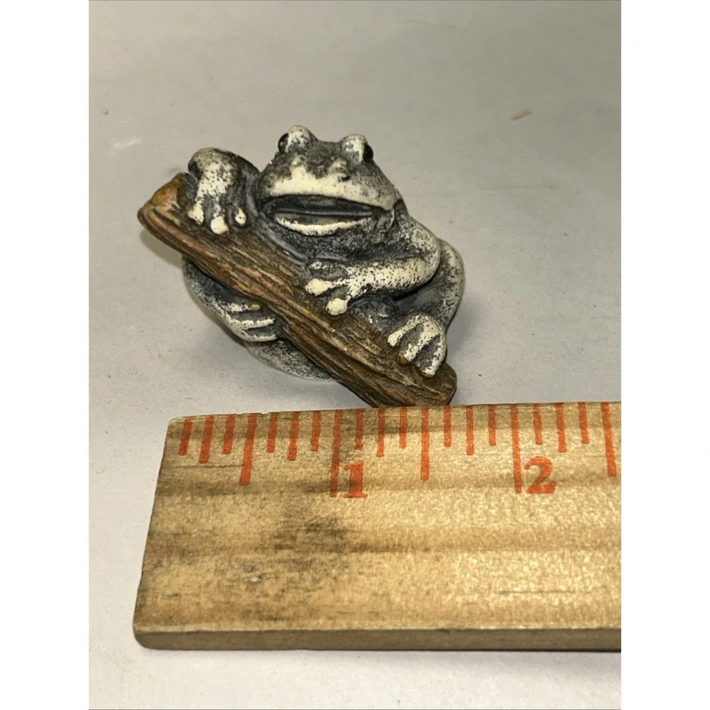 Vintage Frog Holding a Log Figurine Garden Decor